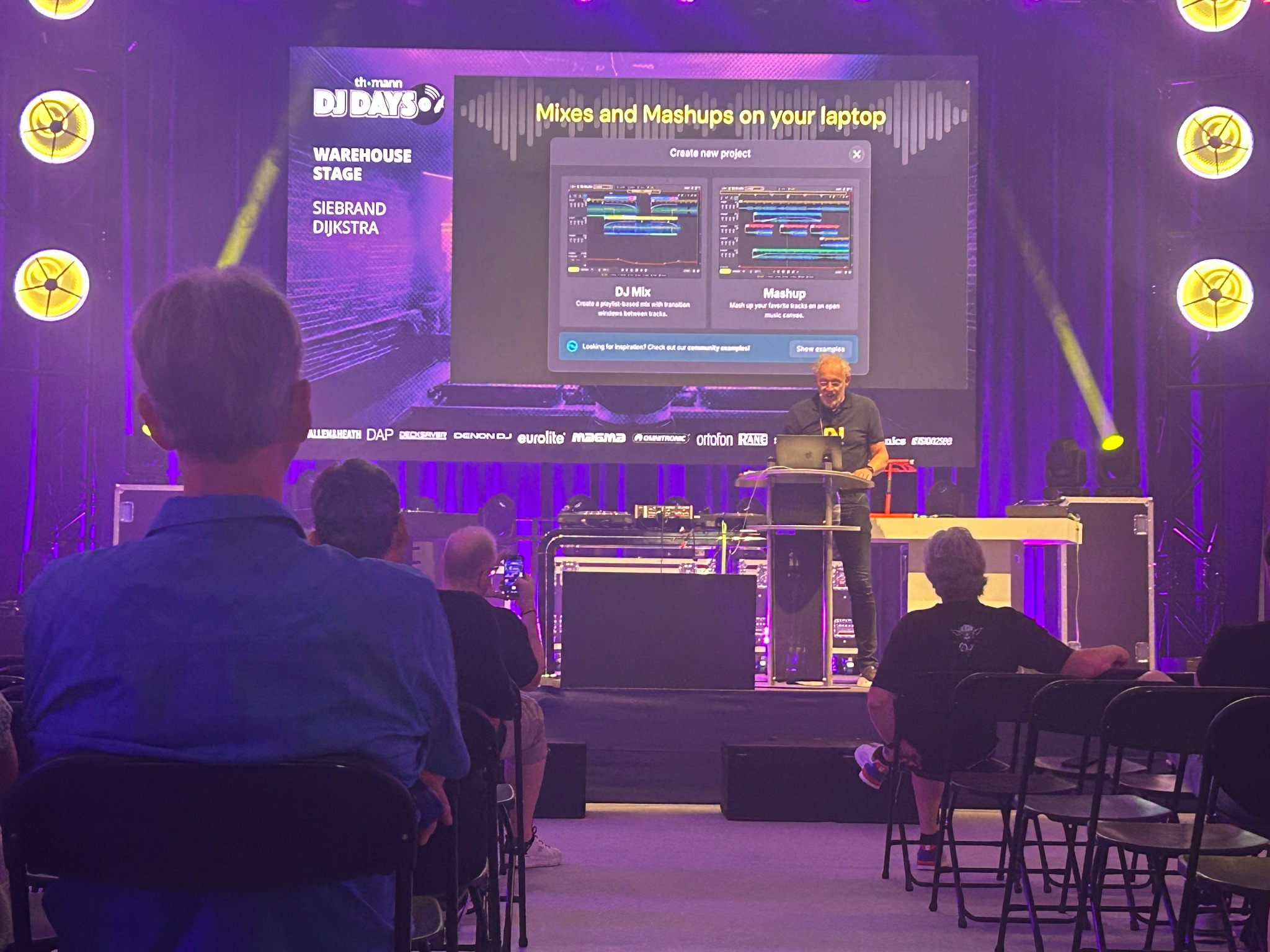 Close-up of a DJ.Studio presentation on the Thomann DJ Days stage