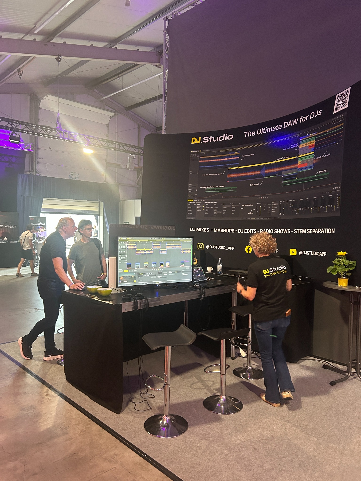 DJ.Studio product demonstration booth at Thomann DJ Days
